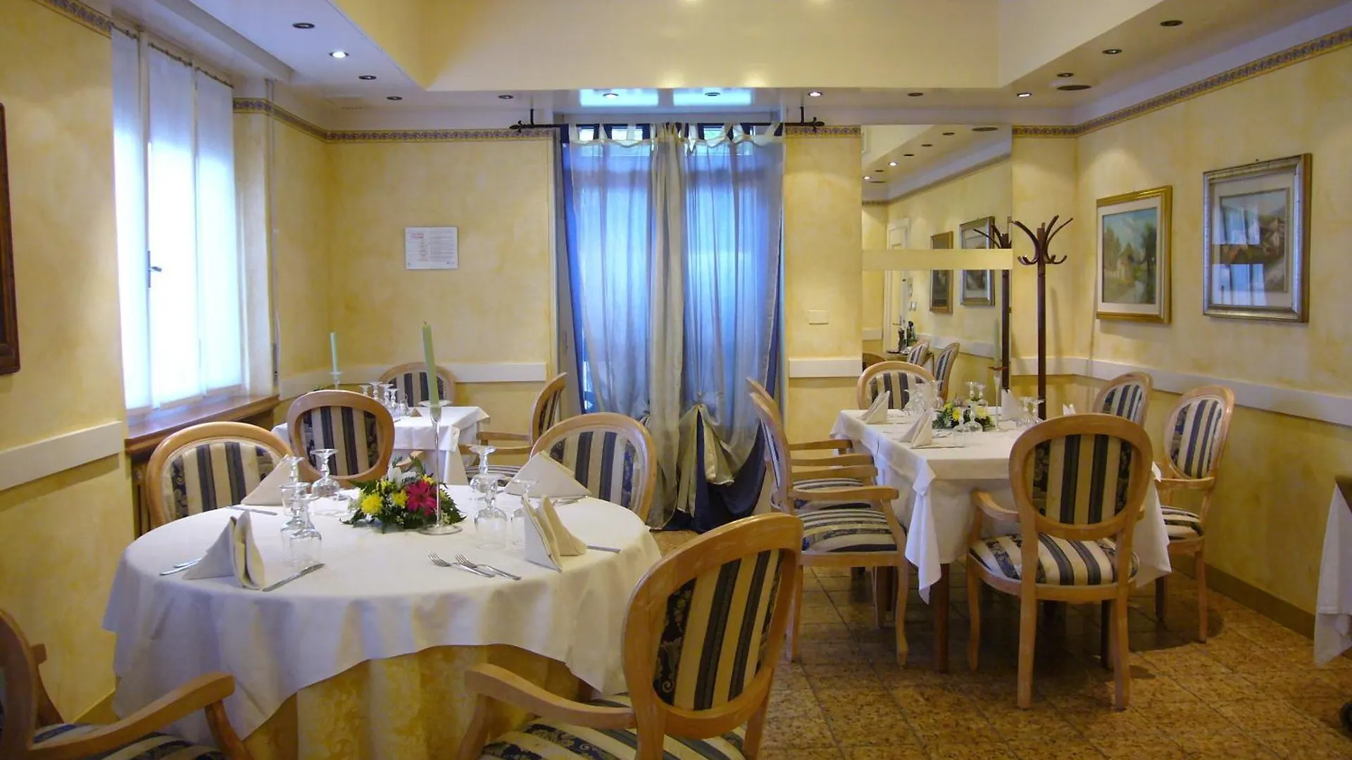 Couette-café Bed and Breakfast Trattoria Bettola à Lonato Italie